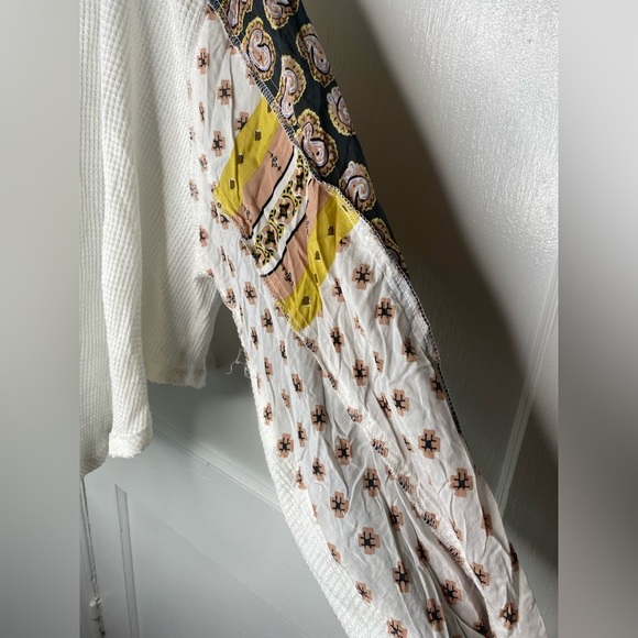 Free People NWT We The Free Blossom Floral Thermal Balloon Sleeves - Picture 4 of 7